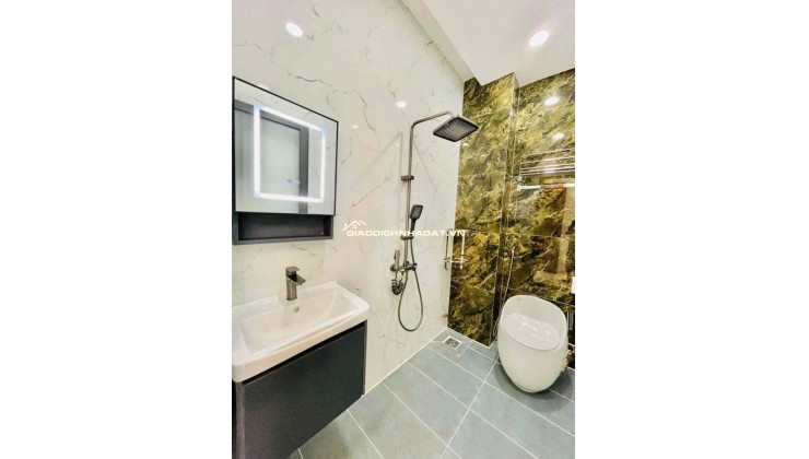 Bán nhà mặt đường trước nhà rộng hơn 10m, hẻm 8m ô tô tránh nhau, Lê Văn Quới, 8,8 tỷ